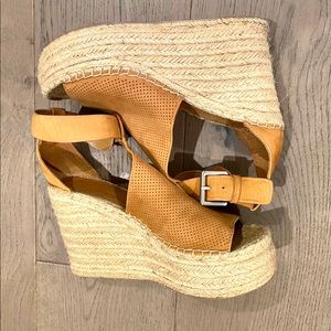 Marc fisher Annie sandals